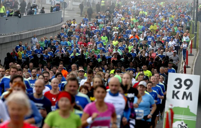 Novost je, da se je letos že pred maratonom odkrito govorilo, da se tekaški bum umirja. Foto Roman Šipić