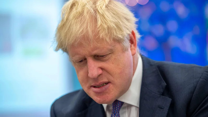 Fotografija: Britanski premier Boris Johnson je zatrjeval, da bodo v vsakem primeru izstopili 31. oktobra, a obljube ni mogel izpolniti. FOTO: Paul Grover/AFP