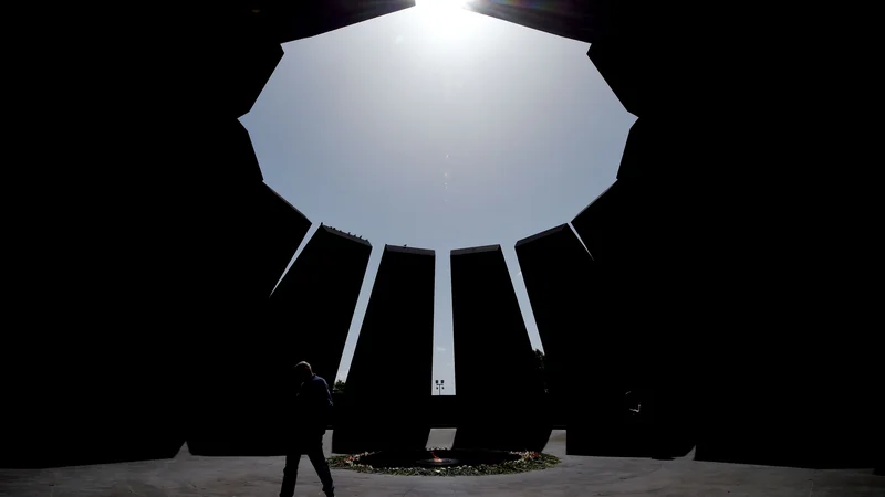 Fotografija: Priznanje je simbolična gesta, ki pa je takoj razjezila Turčijo, s katero ima Washington že tako napete odnose. FOTO: Sergei Gapon/AFP