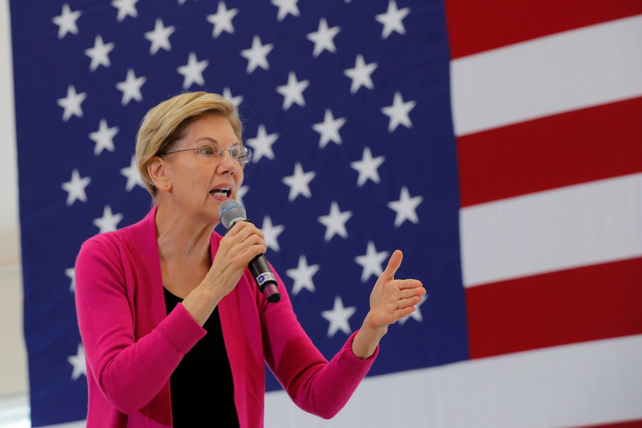 Fotografija: Elizabeth Warren podpira čedalje več Američanov. FOTO: Brian Snyder/Reuters