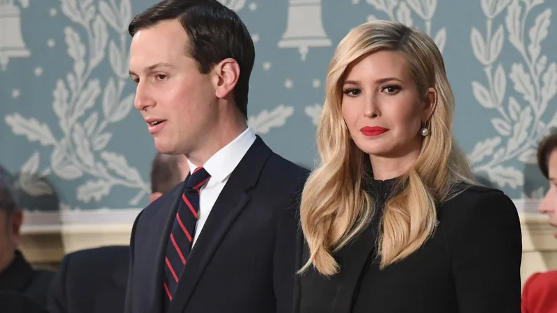 Zet in višji svetovalec ameriškega predsednika Jared Kushner s soprogo Ivanko. FOTO: Saul Loeb/AFP