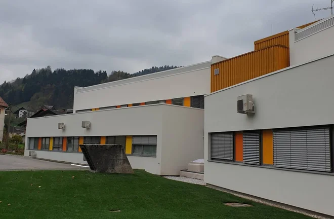 Z energetsko sanacijo bodo tudi obratovalni stroški nižji. FOTO: Arhiv ZD Idrija