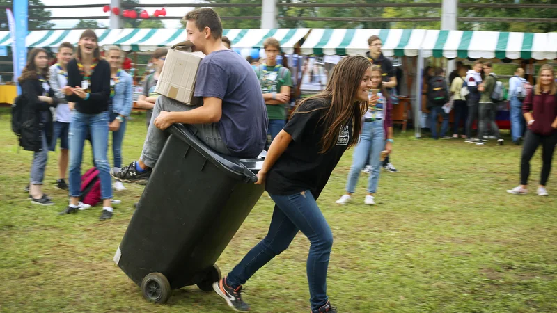 Fotografija: Tisti, ki organizirate vadbo za zdravje, in prireditelji množičnih rekreativnih prireditev, na vaši strani sem. FOTO: Leon Vidic/Delo