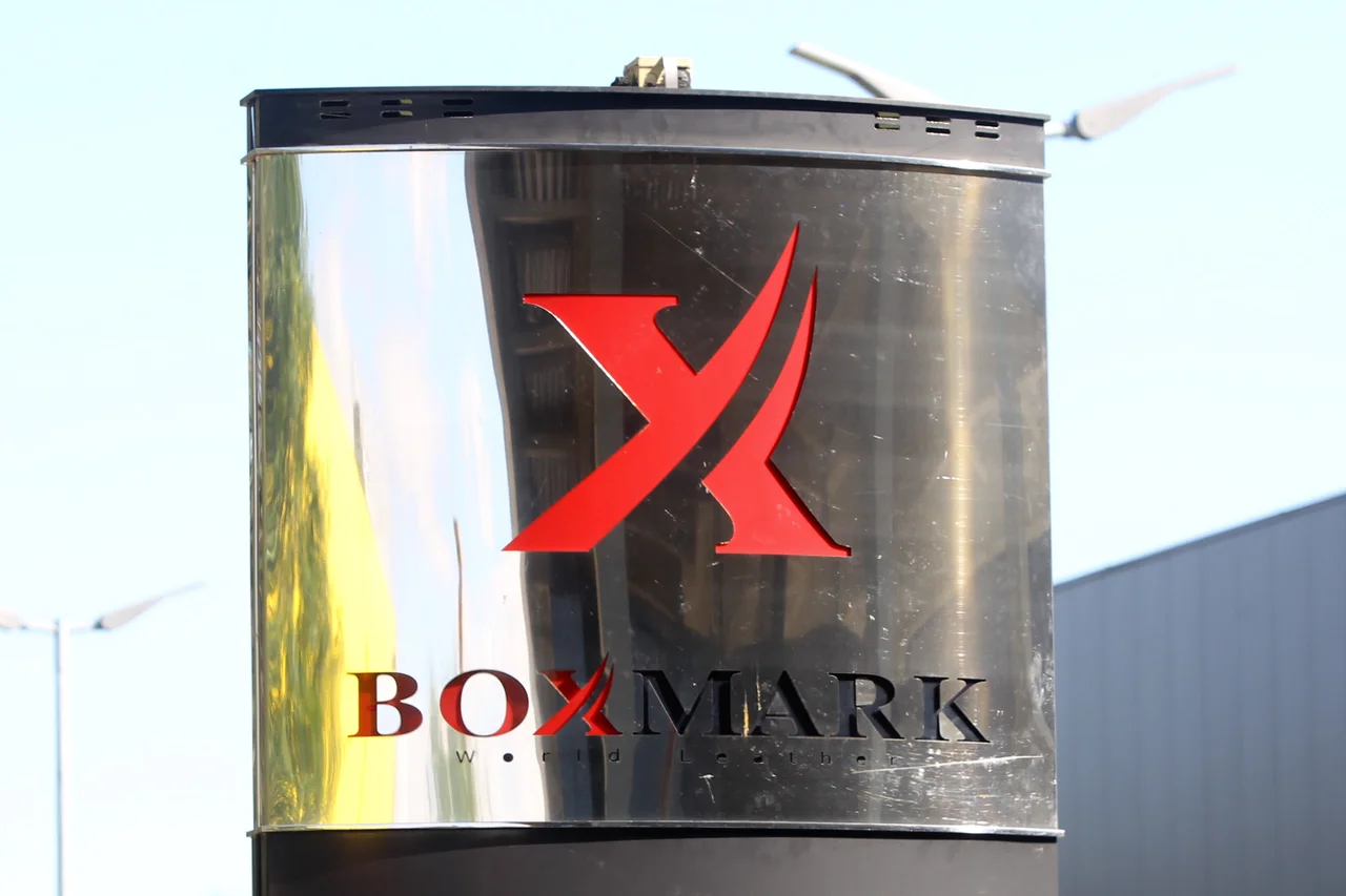 Fotografija: V Boxmarku v Murski Soboti trenutno dela še 184 delavcev, za nekatere se bo tudi po novem letu našlo delo v obratu v Kidričevem. FOTO: Marko Feist