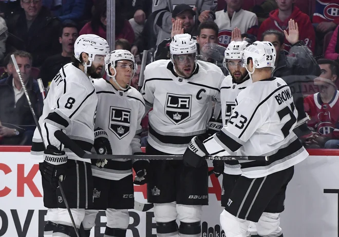 Le redki so bili doslej v sezoni trenutki, ko so se Kopitar in soigralci tako veselili. FOTO: USA Today