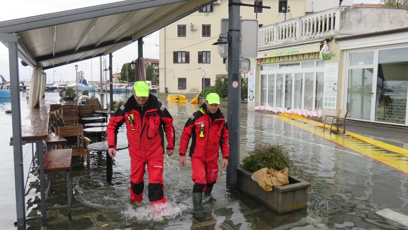 Fotografija: Poplave na Obali. FOTO: Nataša Čepar