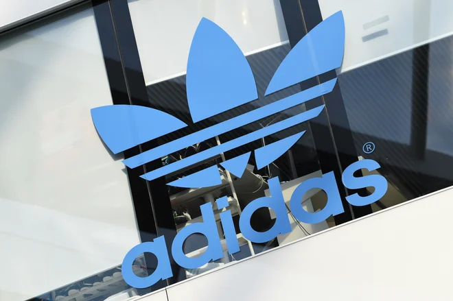 Adidas bo aprila 2020 zaprl proizvodna obrata Speedfactory v Nemčiji blizu Ansbacha in v Atlanti v ameriški zvezni državi Georgia. Foto Reuters