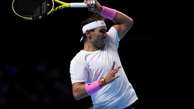 Fotografija: Rafael Nadal je prvi dvoboj na sklepnem turnirju sezone izgubil, drugega dobil, v petek ga čaka še Grk Stefanos Tsitsipas. FOTO: Reuters