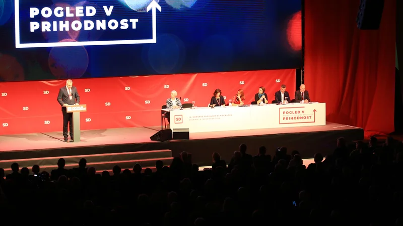 Fotografija: Na odstope se je danes odzval tudi Dejan Židan. FOTO: Tomi Lombar/Delo