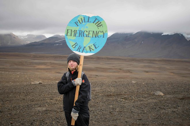 Nedavni okoljevarstveni pozivi na območju izginulega ledenika Okjokull. FOTO: Jeremie Richard/AFP