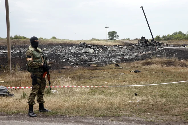 Arhivska fotografija po sestrelitvi. FOTO: Maxim Zmeyev/Reuters