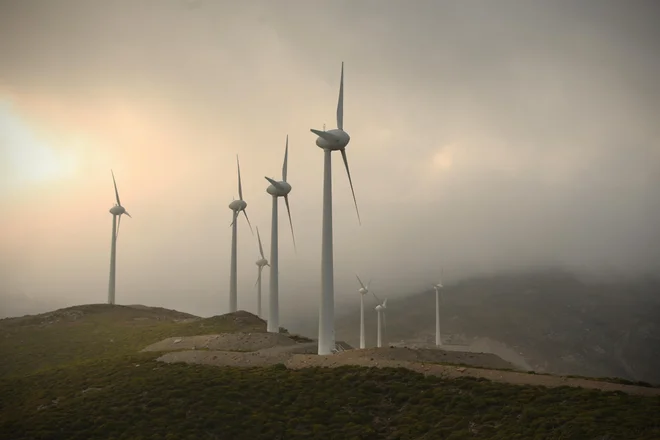 Po oceni poznavalcev v prenovo infrastrukture elektroenergetike premalo investiramo že vsaj deset let. Foto: Jure Eržen/Delo