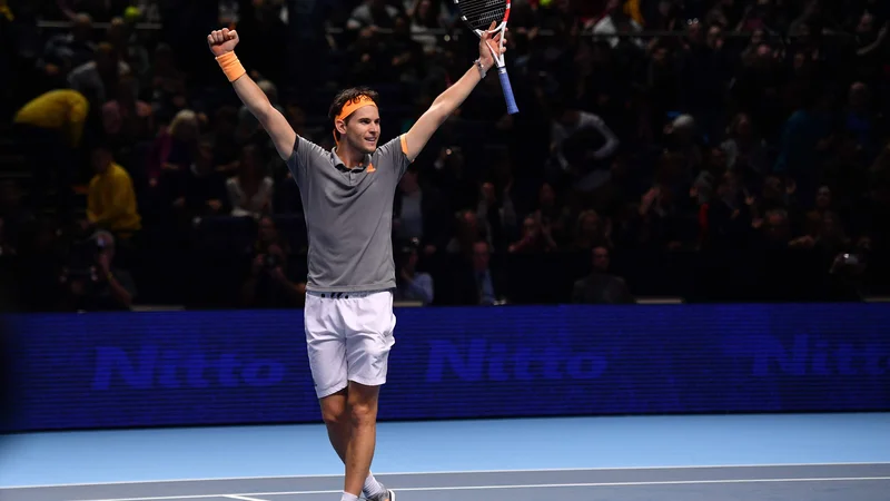 Fotografija: Dominic Thiem velja bolj za specialista za peščena igrišča, a je letos že osvojil turnir iz serije masters v Indian Wellsu, zdaj pa je tudi finalist sklepnega turnirja. FOTO: AFP