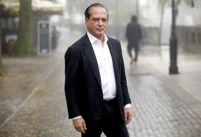 Federico Pignatelli, sin nekdanje italijanske princese Doris Mayer, lastnik podjetja Pier59Studios v New Yorku ter znanec ameriškega predsednika Donalda Trumpa in njegove soproge pravi, da se bo proti ljubljanski odvetnici boril do konca. »Slovenijo je treba osvoboditi korupcije in vpliva ljudi iz starih struktur, ki so jo dopuščale. V modernih demokratičnih državah pravni sistem deluje, varuje ljudi in njihovo lastnino.« Foto: Roman Šipić/Delo