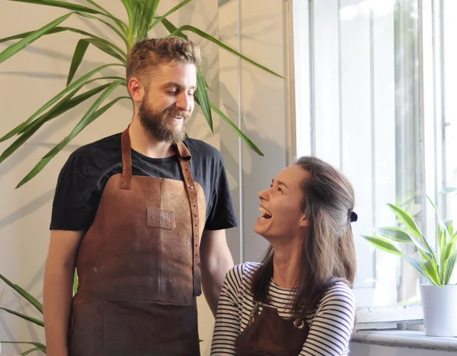 Črt Butul in Anuša Kovačič, s katero sta vpeljala projekt Brunch for bunch. FOTO: Maja Fister