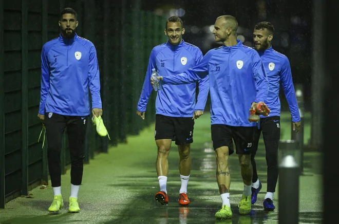 Trening nogometne reprezentance 12.11.2019 Koper Slovenija Foto Joze Suhadolnik