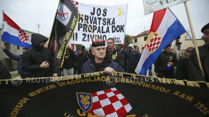 Fotografija: Letošnjo slovesnost je namesto sporov veteranov z oblastjo zaznamovala predsedniška kampanja. FOTO: Antonio Bronić/Reuters