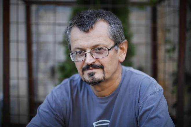 Tomaž Jančar predlaga, da bi vsak kmet moral določen odstotek svojih površin v splošni kmetijski krajini nameniti za naravi prijazno kmetovanje, za kar bi bil tudi plačan.