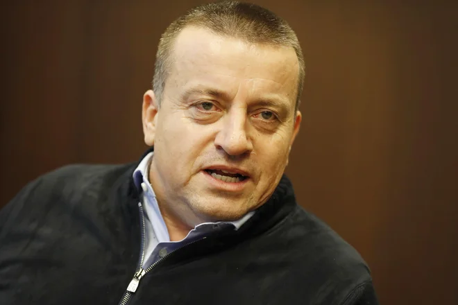 »Če bom šel v ta podvig, bom vložil do 25 odstotkov svojega denarja, preostalo bodo partnerji z zahoda in banke,« pravi Joc Pečečnik. FOTO: Leon Vidic