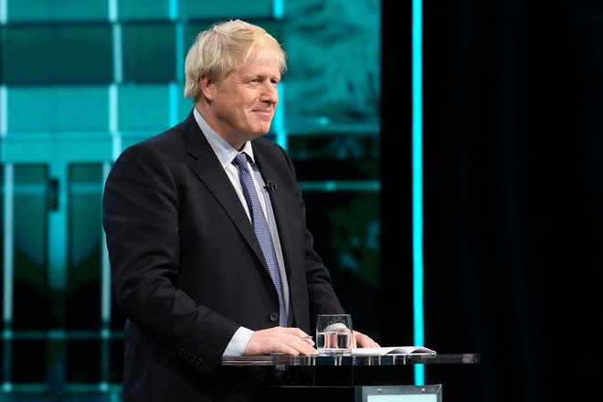 Johnson je poudaril, da ima trenutno v rokah dogovor, ki omogoča urejen izstop iz EU. FOTO: Reuters