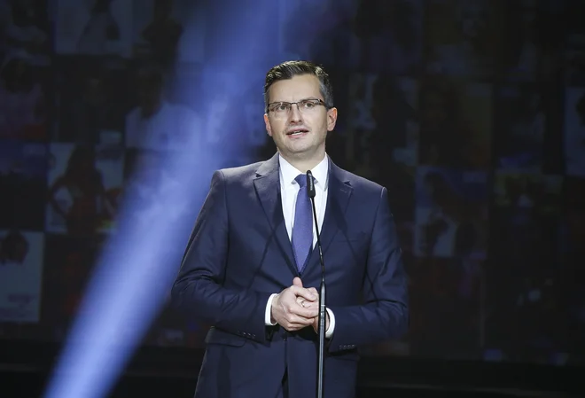 Premier Marjan Šarec je za<em> </em><em>Metino listo</em> pojasnil, da se je namenoma odločil, da na sejo ne bo šel, »ker včeraj še ni bilo konec«. Pričakuje veto državnega sveta, a bo toliko bolj vesel, če ga ne bo. Foto Jože Suhadolnik
