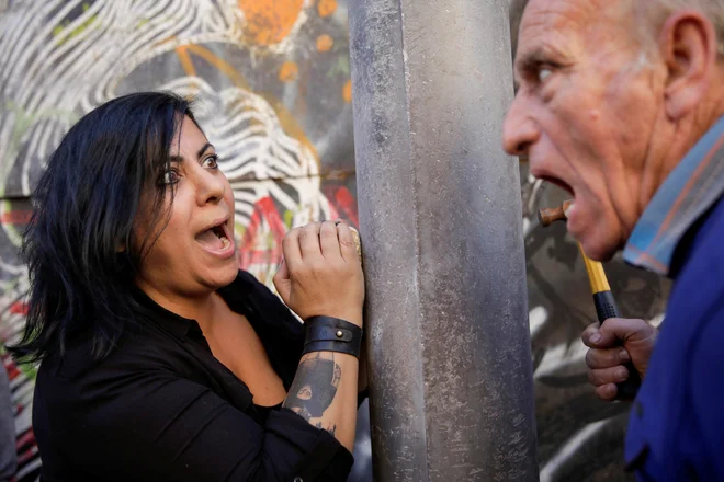 V Beirutu še vedno potekajo protivladne demonstracije. FOTO: Andres Martinez Casares/Reuters
