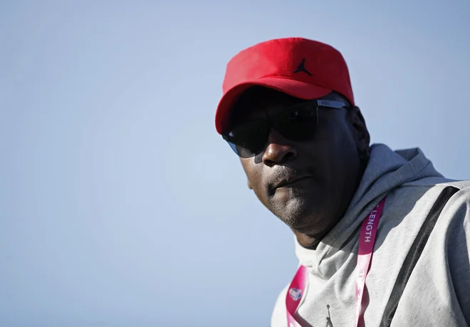 Michael Jordan bo letos s prodajo kultnih »air jordank« zaslužil 130 milijonov dolarjev. FOTO: Reuters