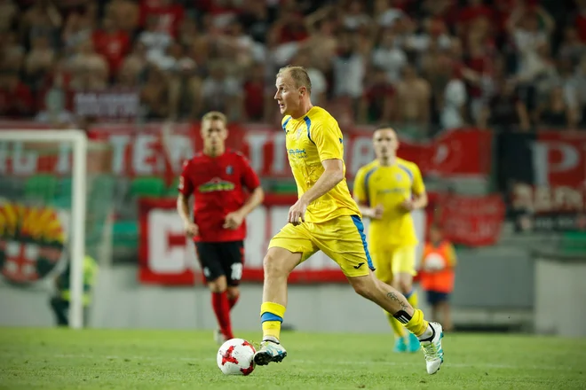 Senijad Ibričić (17) med tekmo tretjega kroga kvalifikacij za UEFA Evropsko ligo Domžale - Freiburg, v Ljubljani, 3. avgusta 2017. [Senijad Ibričić,nogomet,UEFA,nogometaši,športniki,Freiburg,Domžale] Foto Uroš Hočevar