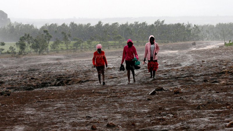 Fotografija: Fotografija je bila posneta po poplavah v Keniji maja lani. FOTO: Thomas Mukoya/Reuters