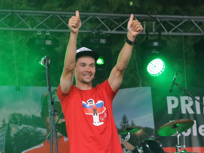 Cipollini je prepričan, da bi moral zlato kolo prejeti Primož Roglič. FOTO: Jože Suhadolnik/Delo