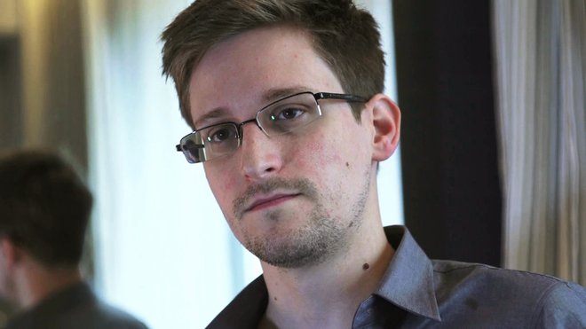 Edward Snowden, sovražnik tajnih služb. Foto Reuters The Guardian / Reuters