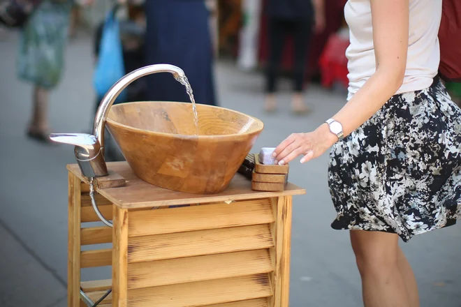 Brez čiščenja odpadne vode tudi čiste pitne vode ni. FOTO: Jure Eržen/Delo