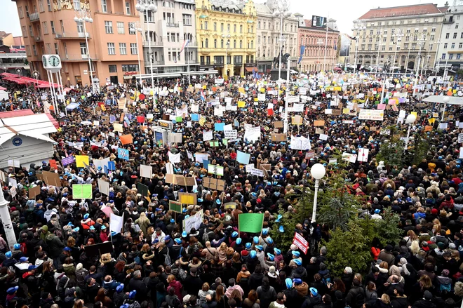 Splošni stavki šolnikov bodo sledile številne druge v javnem sektorju. FOTO:Denis Lovrovic/AFP