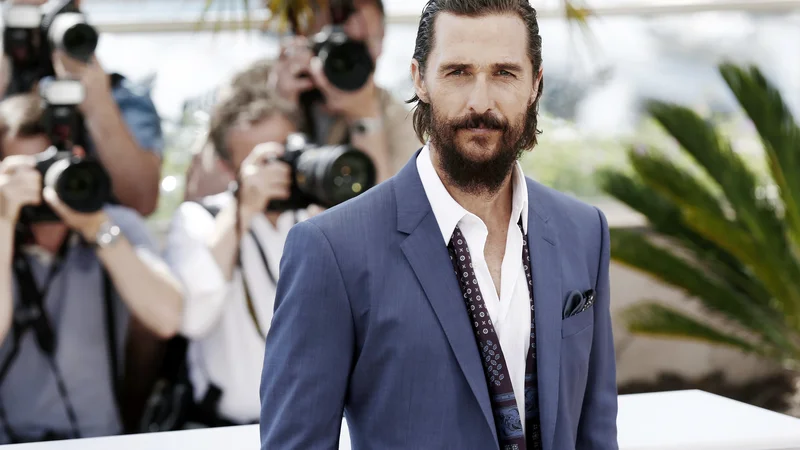 Fotografija: Matthew McConaughey je počitniško rezidenco opremil s svojimi najljubšimi knjigami in glasbo ter skritim barom. FOTO: Shutterstock