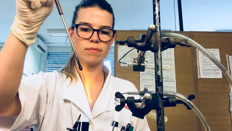 Fotografija: Beti Vidmar je mlada raziskovalka na Biotehniški fakulteti, Oddelek za zootehniko, Katedra za mikrobiologijo in mikrobno biotehnologijo. FOTO: Osebni arhiv