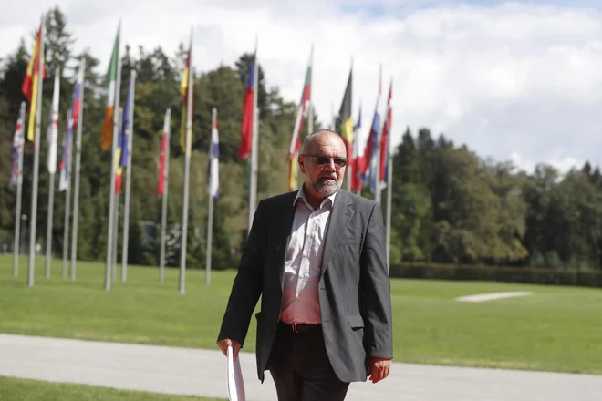 Vojmir Urlep je v politiko vstopil kot nekdanji nmenedžer.<strong> </strong>Skoraj dvajset let je služboval na najvišjem položaju predsednika uprave Kemofarmacije in Leka. FOTO: Leon Vidic/Delo