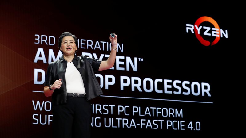 Fotografija: Lisa Su, predsednica AMD, je v začetku leta osebno predstavila tretjo generacijo procesorja Ryzen. FOTO: Reuters