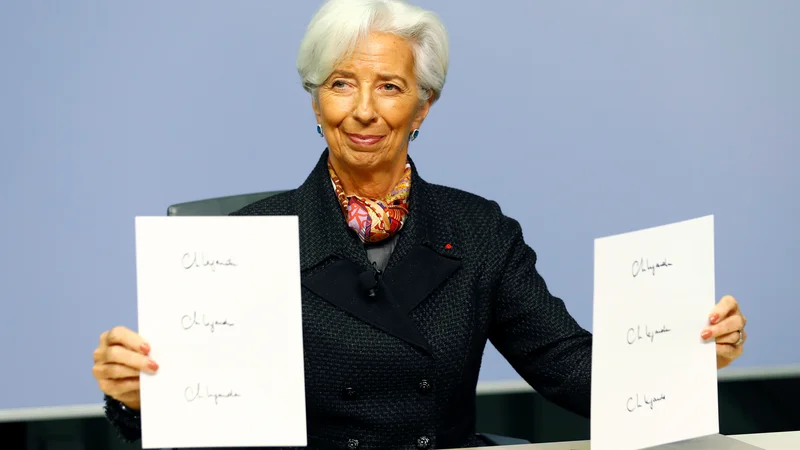 Christine Lagarde bo bo imela po funkciji pravico do svojega podpisa na evrskih bankovcih, ki jih bodo tiskali od 1. januarja 2020. Foto Reuters