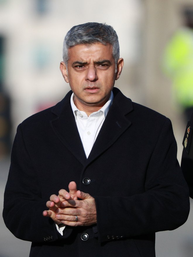 Londonski župan in nekdanji poslanec laburistov je po izobrazbi pravnik, ki se je pred politično kariero posvečal predvsem človekovim pravicam. FOTO: Reuters