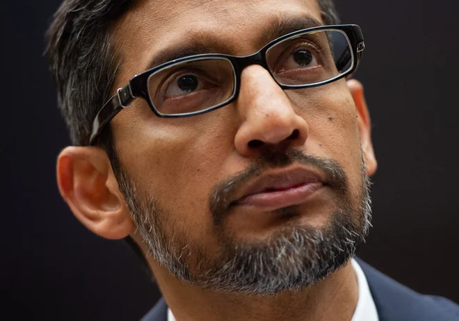 Sundar Pichai bo odslej generalni direktor Alphabeta in Googla. FOTO: Saul Loeb/AFP