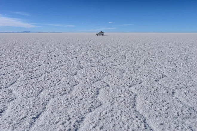 V Boliviji je Roka osupnilo največje posušeno slano jezero na svetu Salar de Uyuni. FOTO: Rok Hočevar