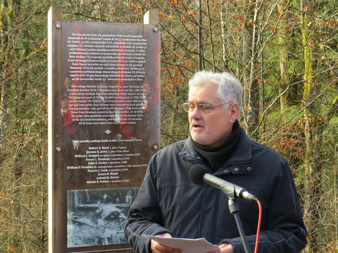 Dr. Božidar Flajšman je spregovoril tudi o razraščanju nacifašizma v Sloveniji in v Evropski uniji. FOTO: Bojan Rajšek/Delo