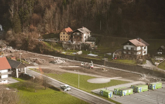 Po podatkih regijskega centra so imeli letos v občini Cerkno 17 posredovanj helikopterja. FOTO: Anja Intihar 