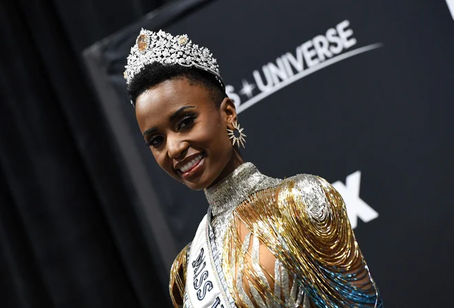 Zozibini Tunzi je nova mis universe. FOTO: Valerie Macon/AFP