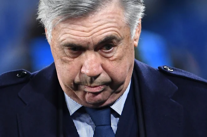 Carlo Ancelotti je ostal brez trenerske službe v Napoliju, bo prevzel Arsenal? FOTO: AFP