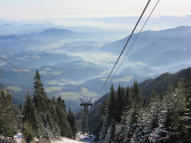 Razgled z vrha Golt. FOTO: Špela Kuralt/Delo
