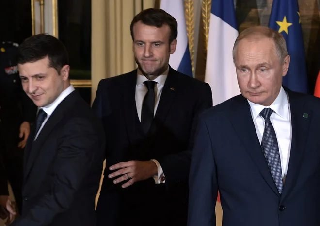 Kdo je vplival na ameriške volitve, Rusija ali Ukrajina?<br />
Predsednika Zelensky in Putin s francoskim kolegom Macronom. FOTO: Alexey Nikolsky/AFP