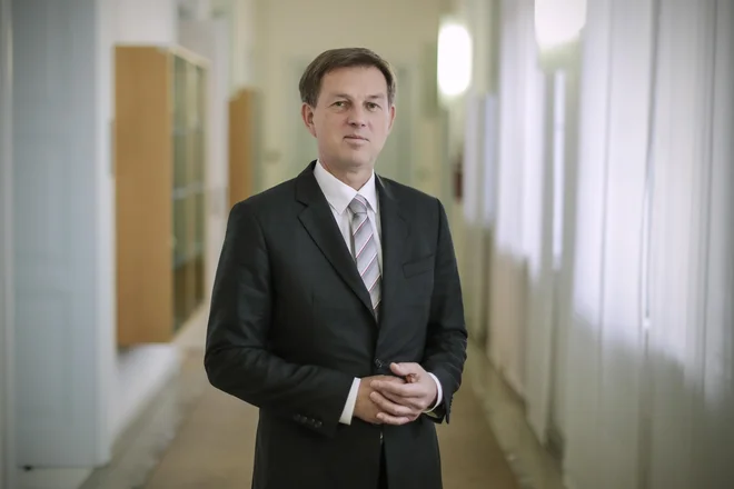 Miro Cerar: &raquo;Objektivne odgovornosti absolutno ne sprejemam. Odločitev o vložitvi tožbe je bila kolektivna.&laquo; Foto: Uroš Hočevar