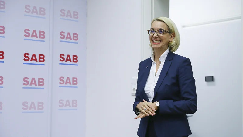 Fotografija:
S pridobitvijo slovenskega državljanstva je Angelika Mlinar bliže vodenju Službe vlade za razvoj in evropsko kohezijsko politiko.