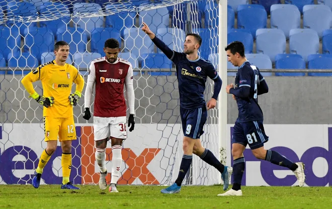 V četrtek je Andraž Šporar dosegel svoj zadnji gol v letu 2019, drugo leto bi lahko že zabijal za škotskega velikana Celtic. FOTO: Reuters